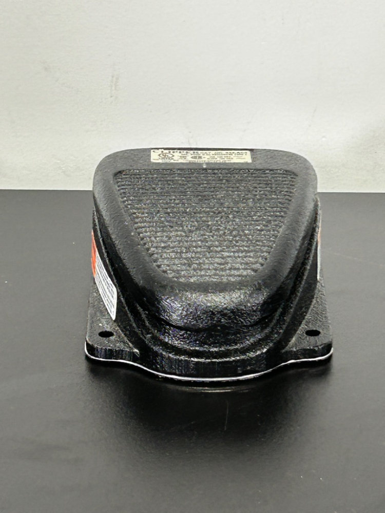 Image of Linemaster 632-S Clipper Foot Switch